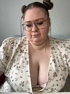 Snapshot of Chloe_WS chatting on 17, 3, 2025 Chloe WS online show from 17, 3, 2025