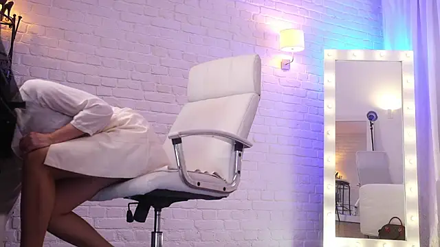 Snapshot of Nylon_Legs chatting on 16, 1, 2026 Nylon Legs online show from 16, 1, 2026