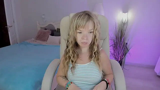 Snapshot of Eva_Rosec chatting on 9, 9, 2025 Eva Rosec online show from 9, 9, 2025