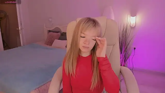 Snapshot of Eva_Rosec chatting on 19, 9, 2025 Eva Rosec online show from 19, 9, 2025