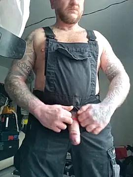 RomWoolf online show from 2, 3, 2026