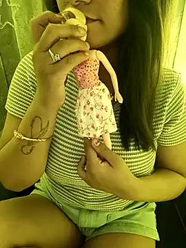 Snapshot of Divya_girl chatting on 11, 3, 2025 Divya girl online show from 11, 3, 2025