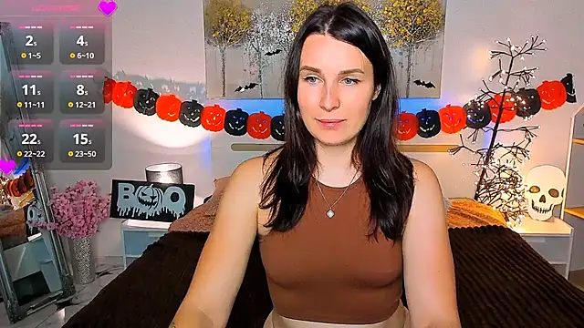 YrKiraXO online show from 22, 10, 2025