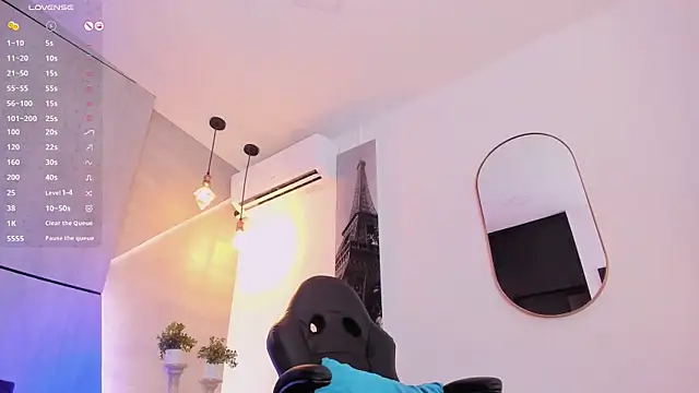 danii hill  online show from 4, 3, 2025