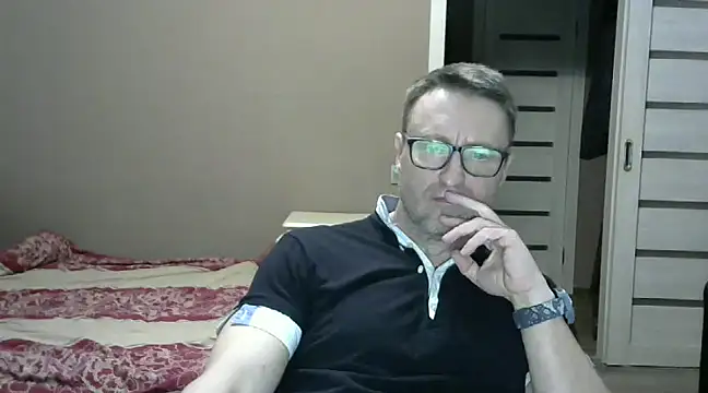 Snapshot of HarrySnake chatting on 13, 12, 2024 HarrySnake online show from 13, 12, 2024