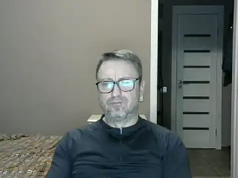 Snapshot of HarrySnake chatting on 25, 12, 2024 HarrySnake online show from 25, 12, 2024