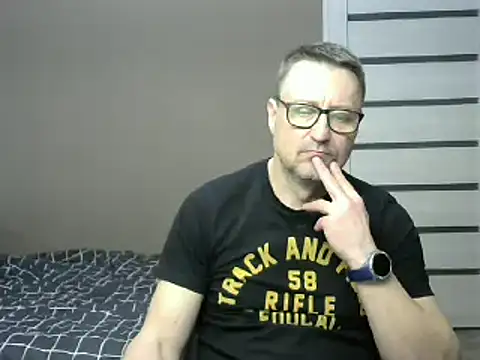 Snapshot of HarrySnake chatting on 9, 2, 2025 HarrySnake online show from 9, 2, 2025