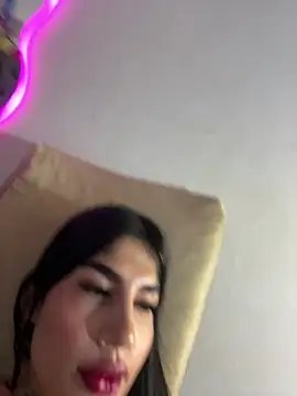 saragill323 online show from 23, 3, 2025