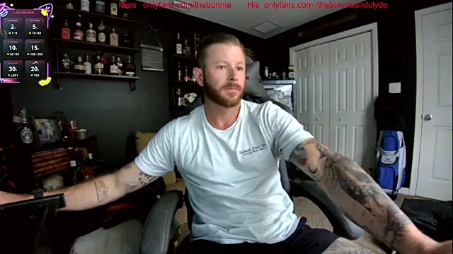 Snapshot of chillinthemosttt chatting on 21, 10, 2025 chillinthemosttt online show from 21, 10, 2025
