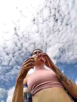 rebekka simpson online show from 17, 11, 2025