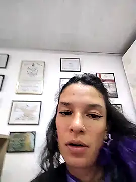 rebekka simpson online show from 10, 4, 2026