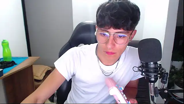 Snapshot of jay_dimarco2 chatting on 14, 3, 2026 jay dimarco2 online show from 14, 3, 2026