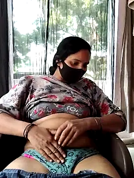Snapshot of Hot-rubina chatting on 11, 2, 2025 Hot-rubina online show from 11, 2, 2025