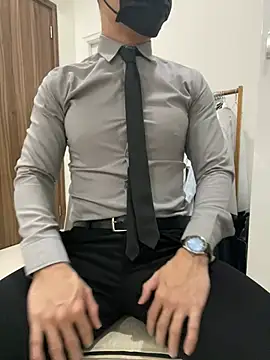 harrylouis1357 online show from 17, 12, 2024