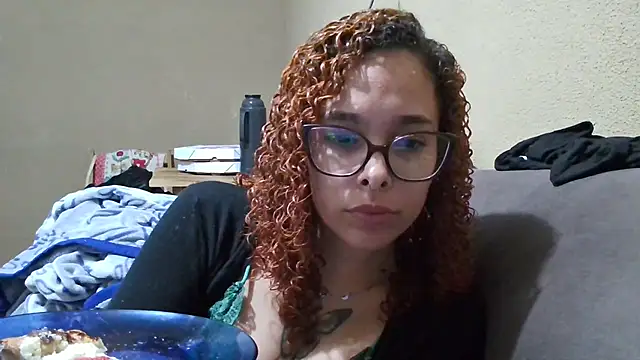 Snapshot of lizza_monroe chatting on 15, 10, 2025 lizza monroe online show from 15, 10, 2025