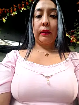 Bella keny online show from 2, 2, 2026