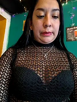 Snapshot of Bella_keny chatting on 11, 7, 2026 Bella keny online show from 11, 7, 2026