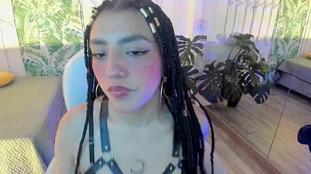 cute hollywood online show from 19, 12, 2025