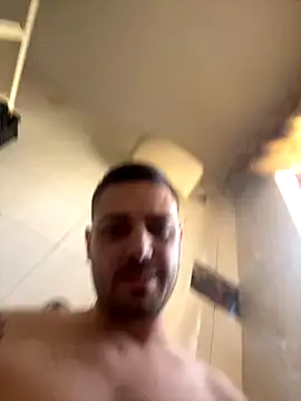 Snapshot of iltoscano95 chatting on 3, 10, 2025 iltoscano95 online show from 3, 10, 2025