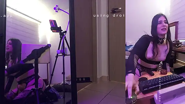 Snapshot of kinkstar5 chatting on 21, 10, 2025 kinkstar5 online show from 21, 10, 2025