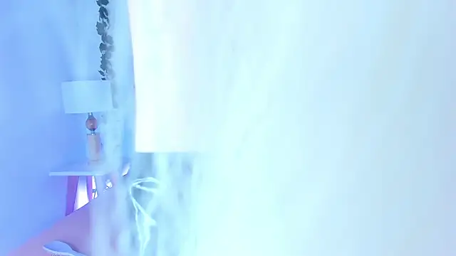 Snapshot of SophieHill_gh chatting on 28, 1, 2025 SophieHill gh online show from 28, 1, 2025