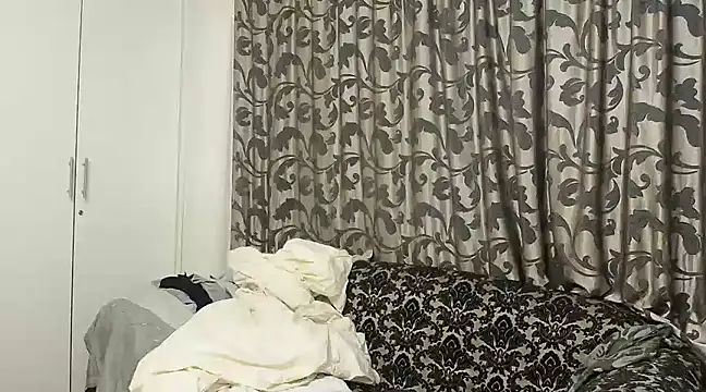 karmicQueen669 online show from 25, 1, 2025