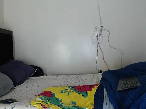 Snapshot of island_girls22 chatting on 18, 9, 2025 island girls22 online show from 18, 9, 2025