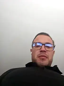 Snapshot of JonnyIronwood chatting on 4, 12, 2024 JonnyIronwood online show from 4, 12, 2024