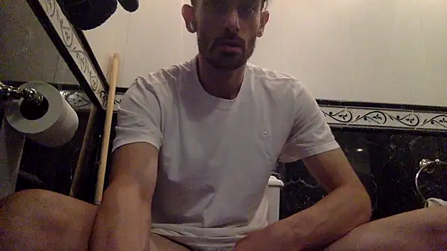 nicolaaaaas online show from 14, 4, 2026