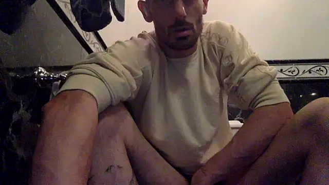 nicolaaaaas online show from 15, 4, 2026