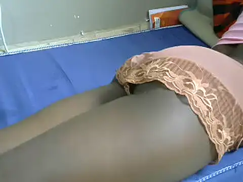 Snapshot of queen_sessely12 chatting on 15, 2, 2025 queen sessely12 online show from 15, 2, 2025