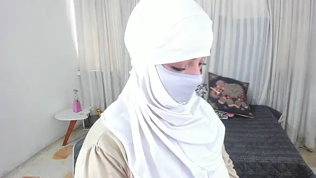 Uzra hayed online show from 14, 5, 2026