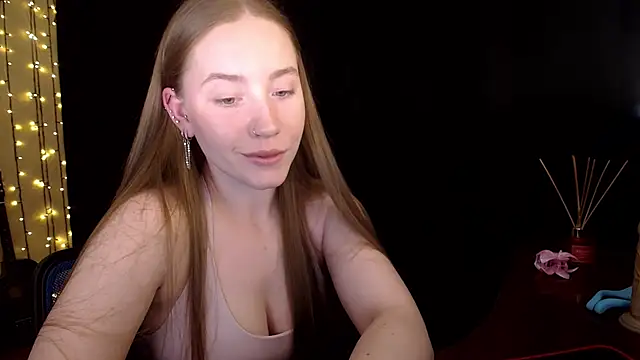 Snapshot of SindiWatsoon chatting on 18, 5, 2026 SindiWatsoon online show from 18, 5, 2026