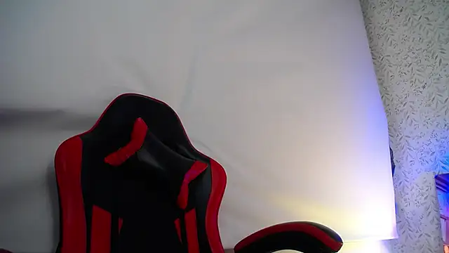 luly pink online show from 23, 12, 2025