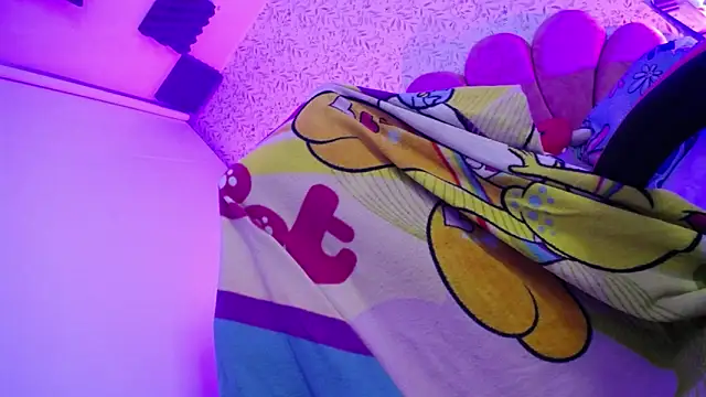 luly pink online show from 19, 5, 2026