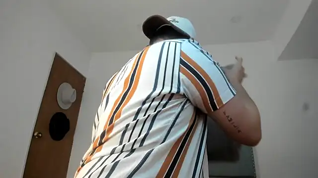 Latin boy surprisee online show from 14, 7, 2026
