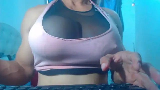 Snapshot of DanielaMuscleTS chatting on 3, 3, 2026 DanielaMuscleTS online show from 3, 3, 2026