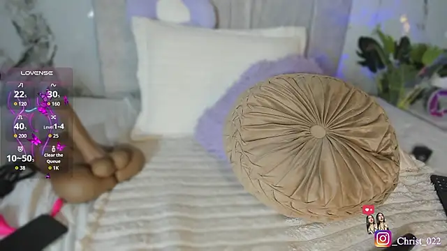 christal cutee online show from 30, 3, 2026