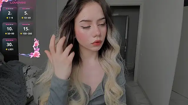 KellyBarton online show from 8, 12, 2024