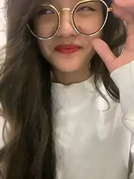 Krixxi22 online show from 22, 12, 2024