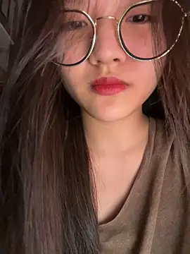 Krixxi22 online show from 3, 10, 2025