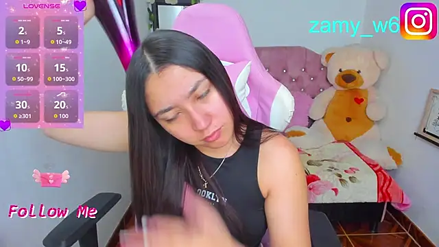 Snapshot of karla_cute01 chatting on 6, 5, 2026 karla cute01 online show from 6, 5, 2026
