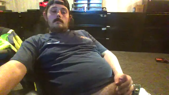 Snapshot of daddysmalldick502 chatting on 31, 3, 2026 daddysmalldick502 online show from 31, 3, 2026
