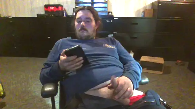 Snapshot of daddysmalldick502 chatting on 22, 4, 2026 daddysmalldick502 online show from 22, 4, 2026