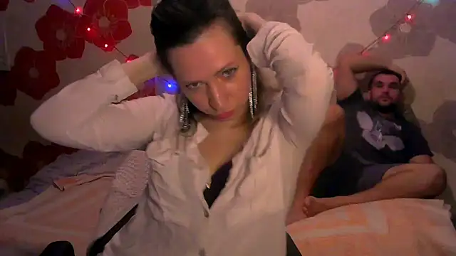 Snapshot of John_Daenerys chatting on 19, 11, 2025 John Daenerys online show from 19, 11, 2025