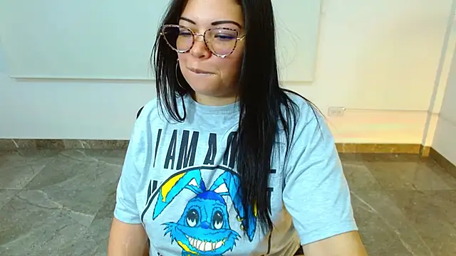 martinna tay online show from 17, 3, 2025