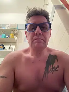 Snapshot of Britmi chatting on 26, 2, 2025 Britmi online show from 26, 2, 2025