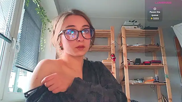 Snapshot of monlight__dana chatting on 26, 3, 2026 monlight dana online show from 26, 3, 2026