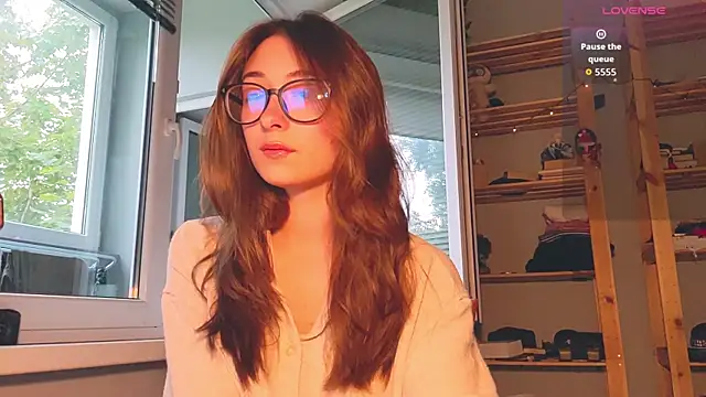 monlight  dana online show from 6, 8, 2026