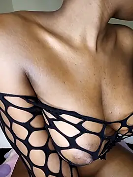 Snapshot of ManyaFatuity chatting on 7, 3, 2025 ManyaFatuity online show from 7, 3, 2025